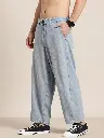 d6d2343b-acc0-4ad7-916a-3c8481326b251723027580457-HERENOW-Men-Jeans-5721723027579370-2.webp