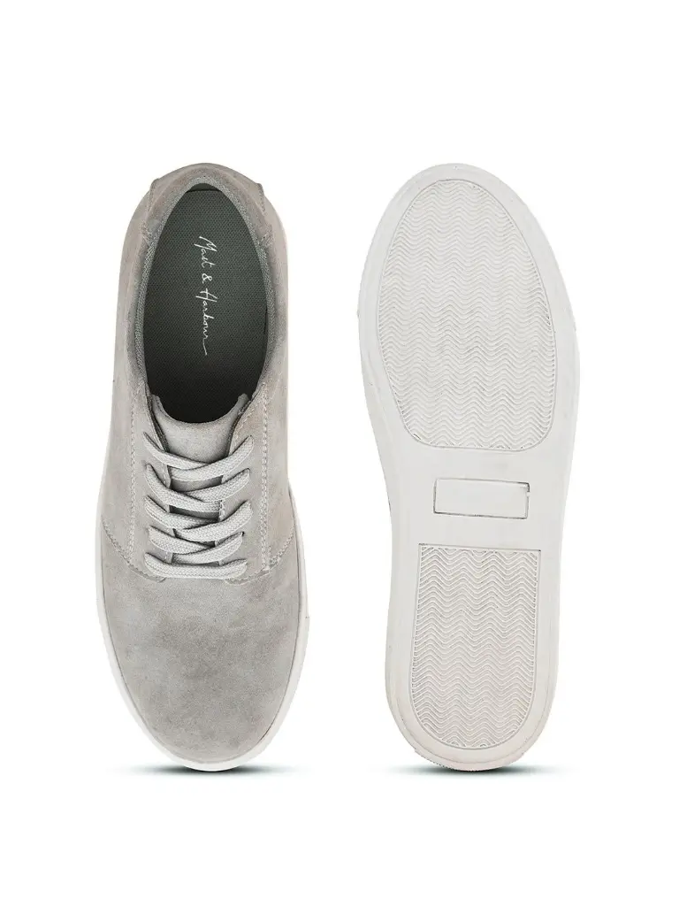 f0b93104-df81-4e20-8339-733bfff00d8f1710477471723-Mast--Harbour-Men-Light-Grey-Round-Toe-Massage-Footbed-Memor-5.webp