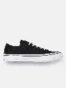 c39b7fb8-cf2a-4683-92d5-b3c2bc2377a81675165627720-Tommy-Hilfiger-Men-Casual-Shoes-5951675165627377-2.webp