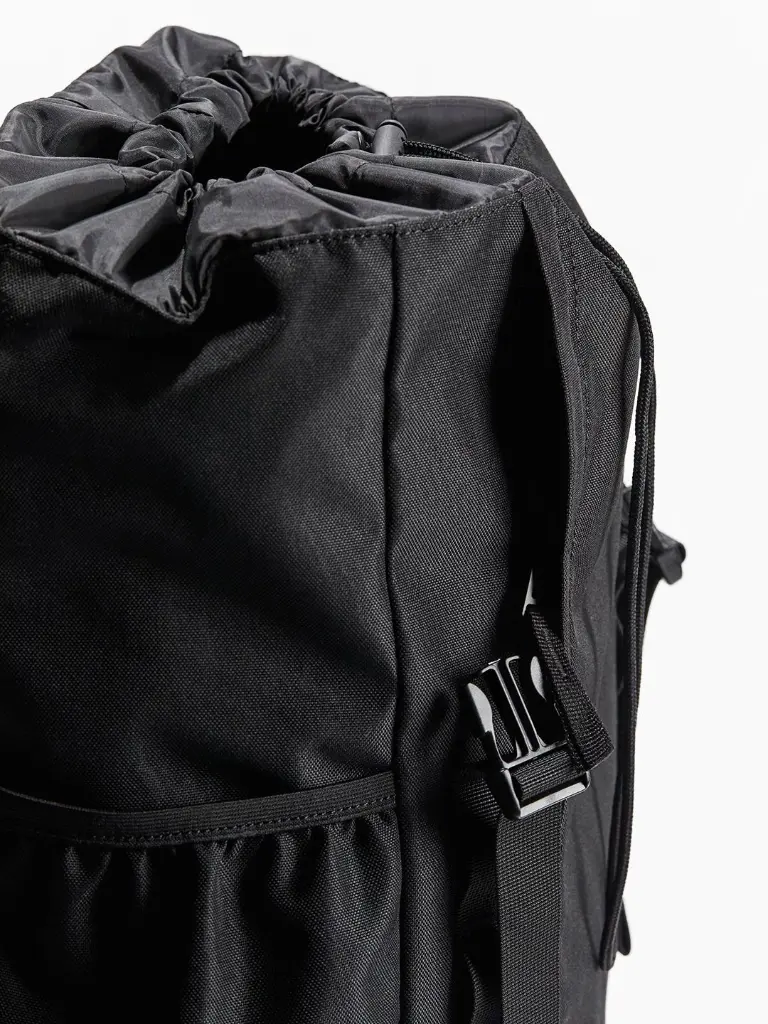 4f32d928-5a88-476b-80e7-7ab72bb1dc141720497700561Backpack5.webp