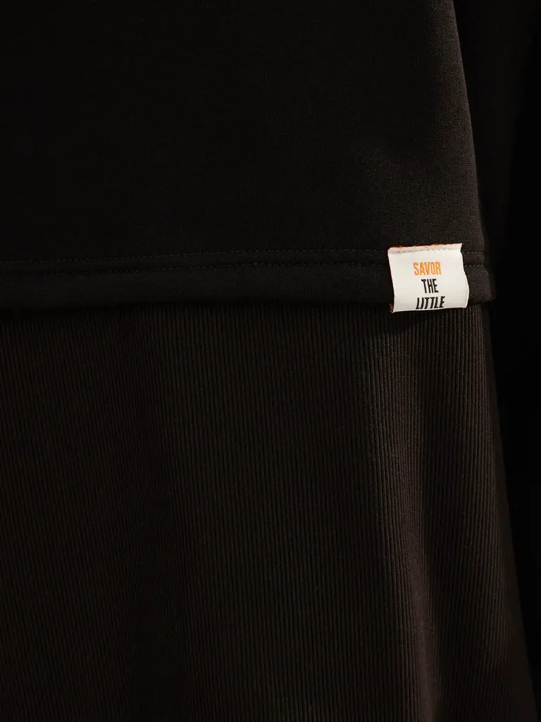 9e65719e-950e-4daa-9e12-2694a66aeb931701673737625TrendyolMenSweatshirt6.webp
