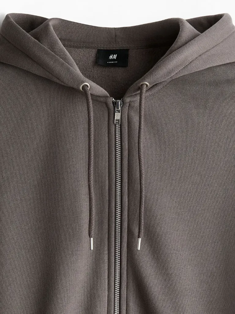 b55f3434-5101-4a81-9d88-f66b1ae162ae1720488112975HMLooseFitZip-ThroughHoodie6.webp