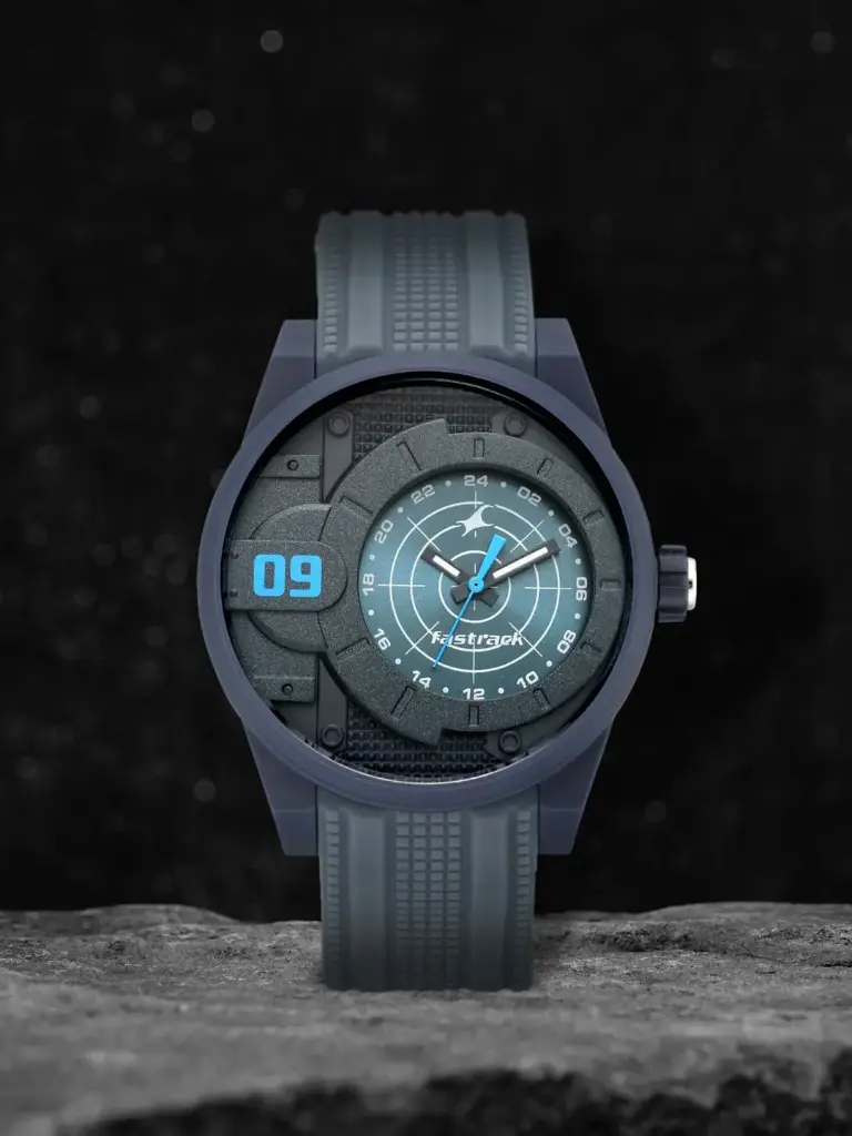 Men Black Analogue Watch 38058PP01