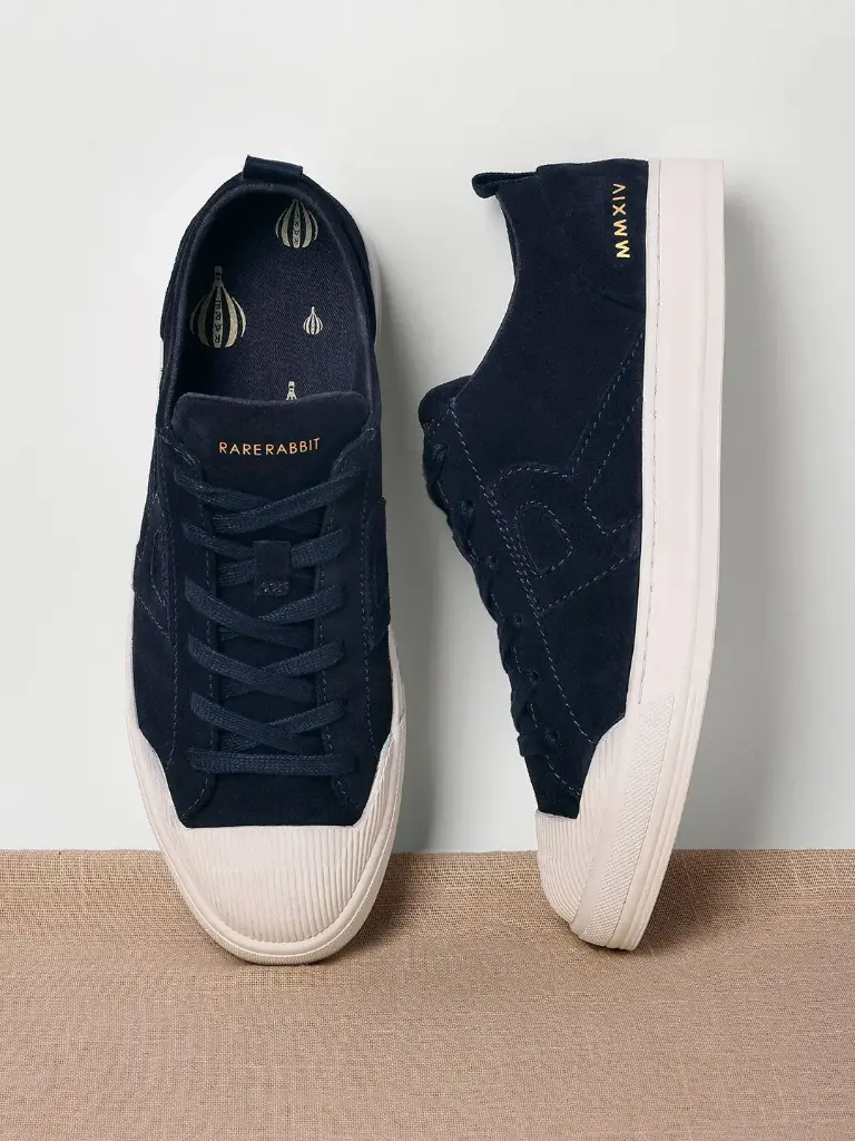 Men Sauron Round Toe Slip-On Sneakers