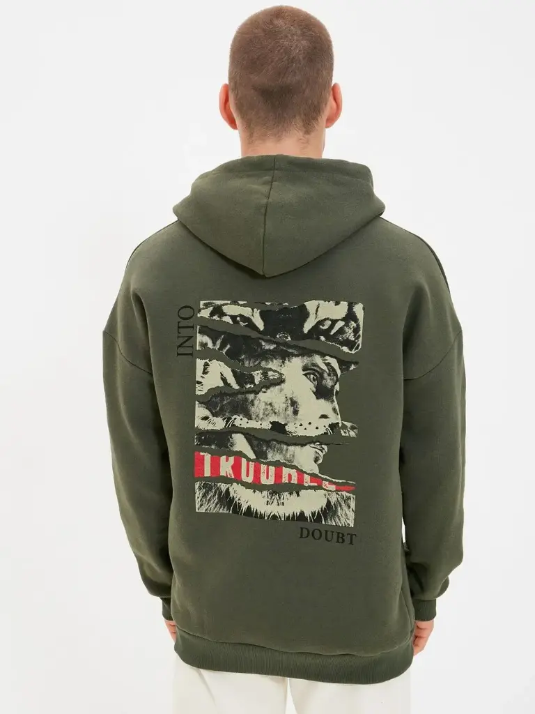 Men Graphic Printed Sweatshirt