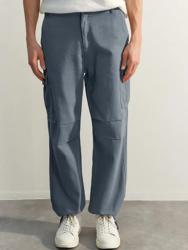 Men Mid-Rise Chinos Trousers