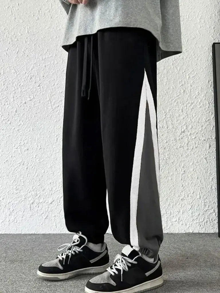 Men Colorblocked Baggy Joggers