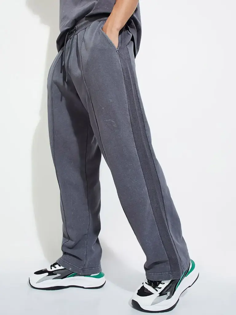 URB_N Men Solid Athleisure Track Pants