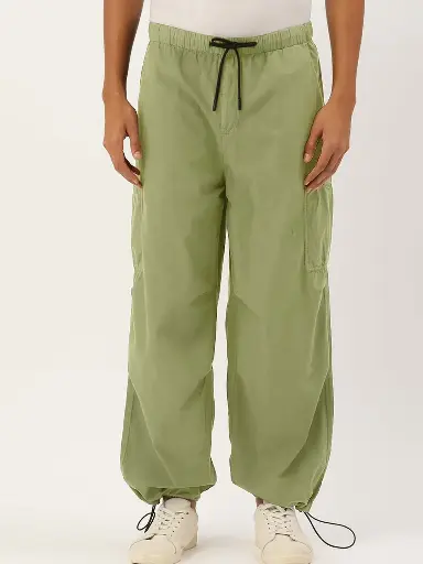 Men Mid Rise Parachute Fit Pure cotton Cargos Trouser