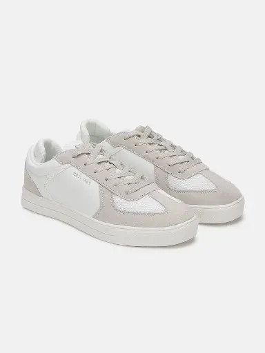 Men Colourblocked Lightweight Comfort Insole Sneakers