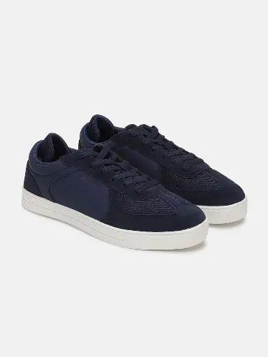Men Suede Lightweight Lace-Up Sneakers