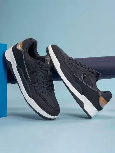 Men Sneakers