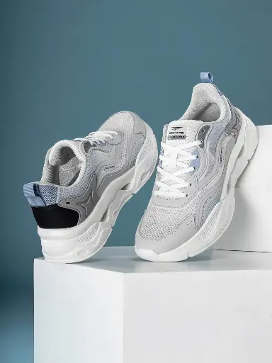 Men Colourblocked Sneakers